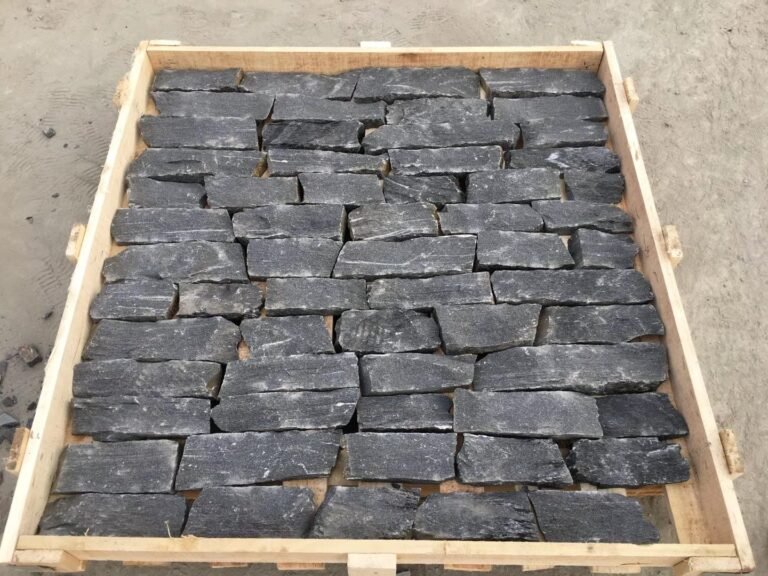 beige yellow split face linear loose stone - linear loose stone cladding thin stone veneer with natural split face, 100% natural quartzite strips color sorted by batch specific vein selection -...