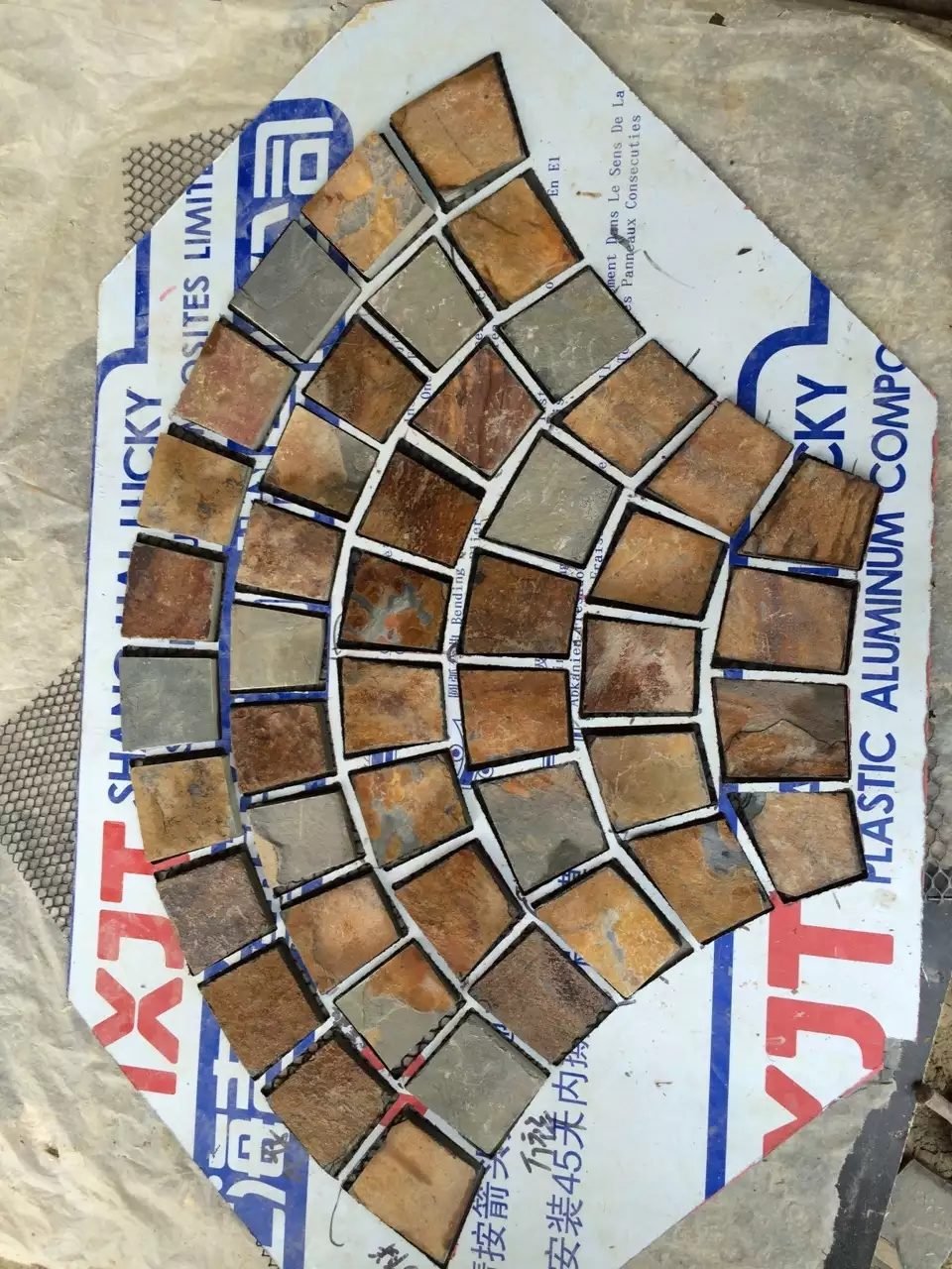crazy paving flagstone - natural slate flagstone wholesale and crazy paving for driveway, pool surround pavers and patio landscaping, non-slip salt-resistant pathway stone - photo 3