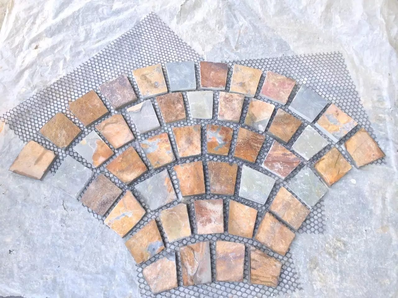 crazy paving flagstone pieces on factory mesh sheet - random puzzle pattern natural slate for patio and pool surround covers