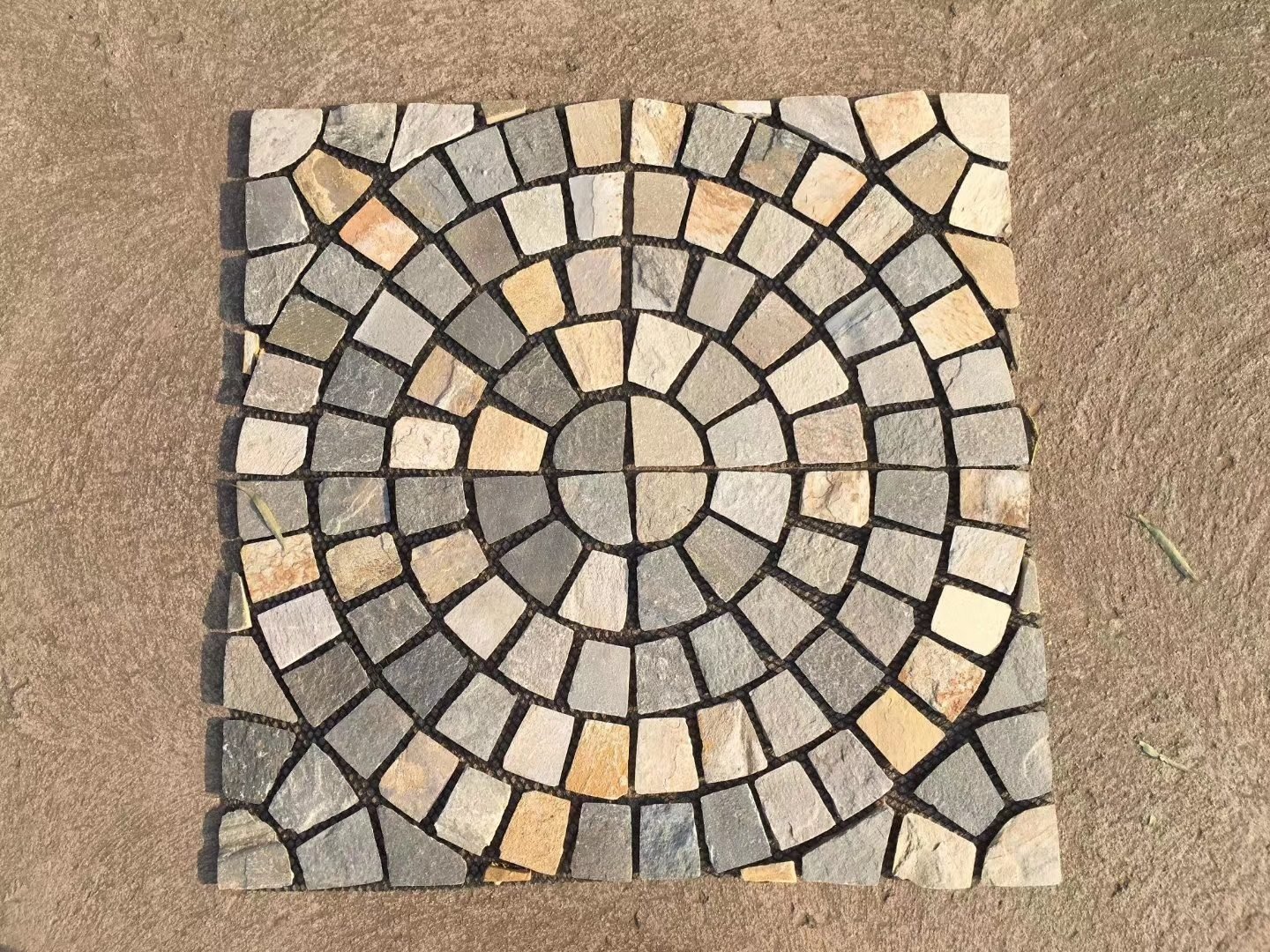 Crazy paving flagstone colorway, mesh-backed natural slate sheets for driveway and pool surround paving