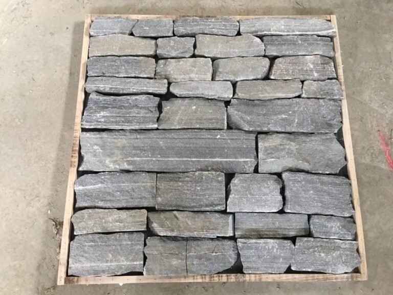linear ashlar stone veneer - linear loose stone cladding thin stone veneer with natural split face, 100% natural quartzite strips color sorted by batch specific vein selection - photo 1