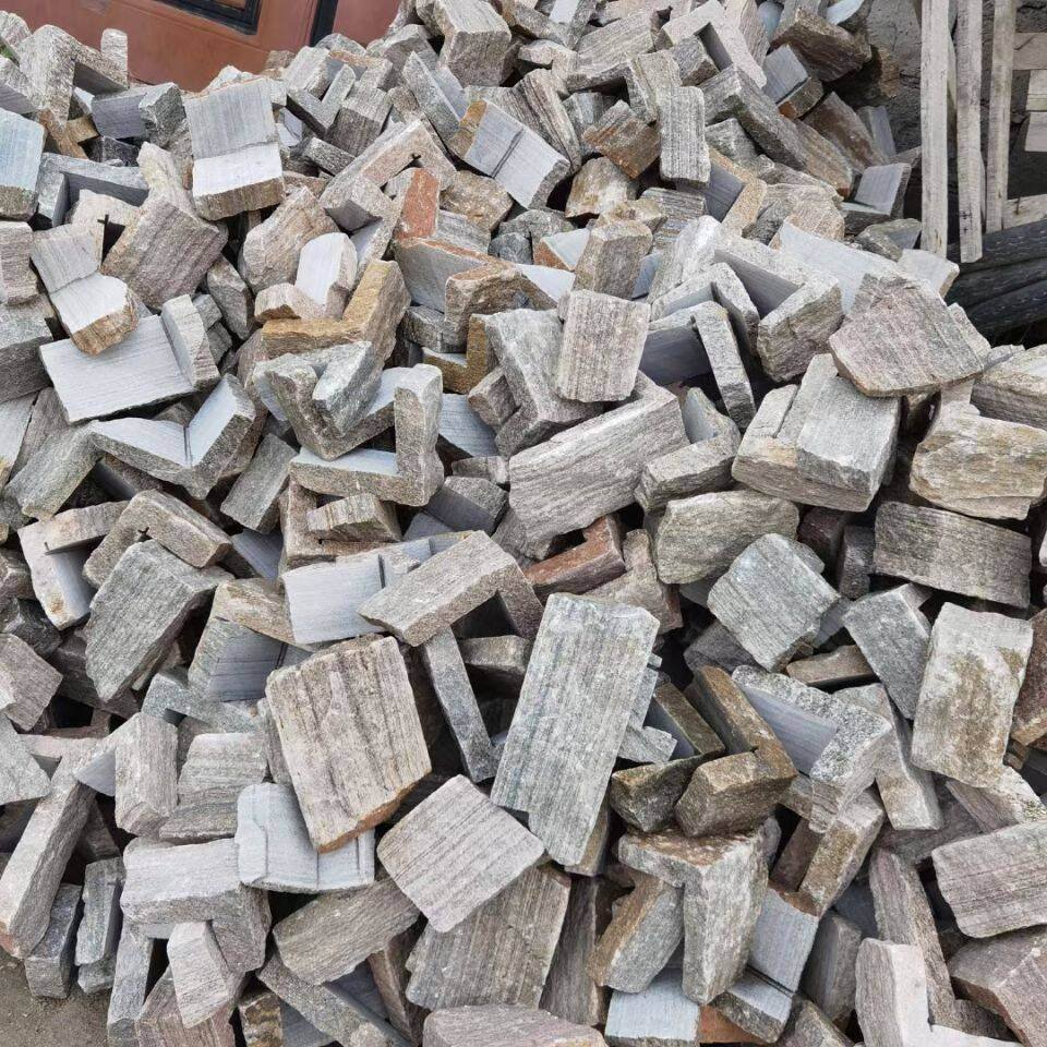 loose stone corner material 16