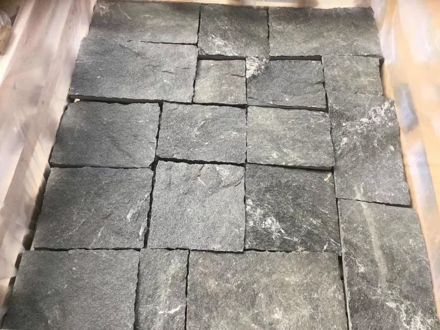 natural linear loose stone panels photo 15