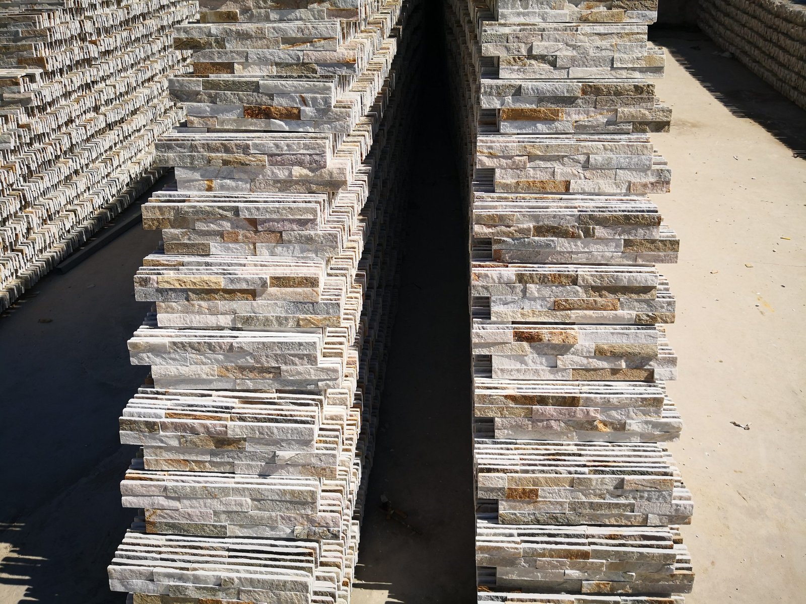 oyster quartzite details 27