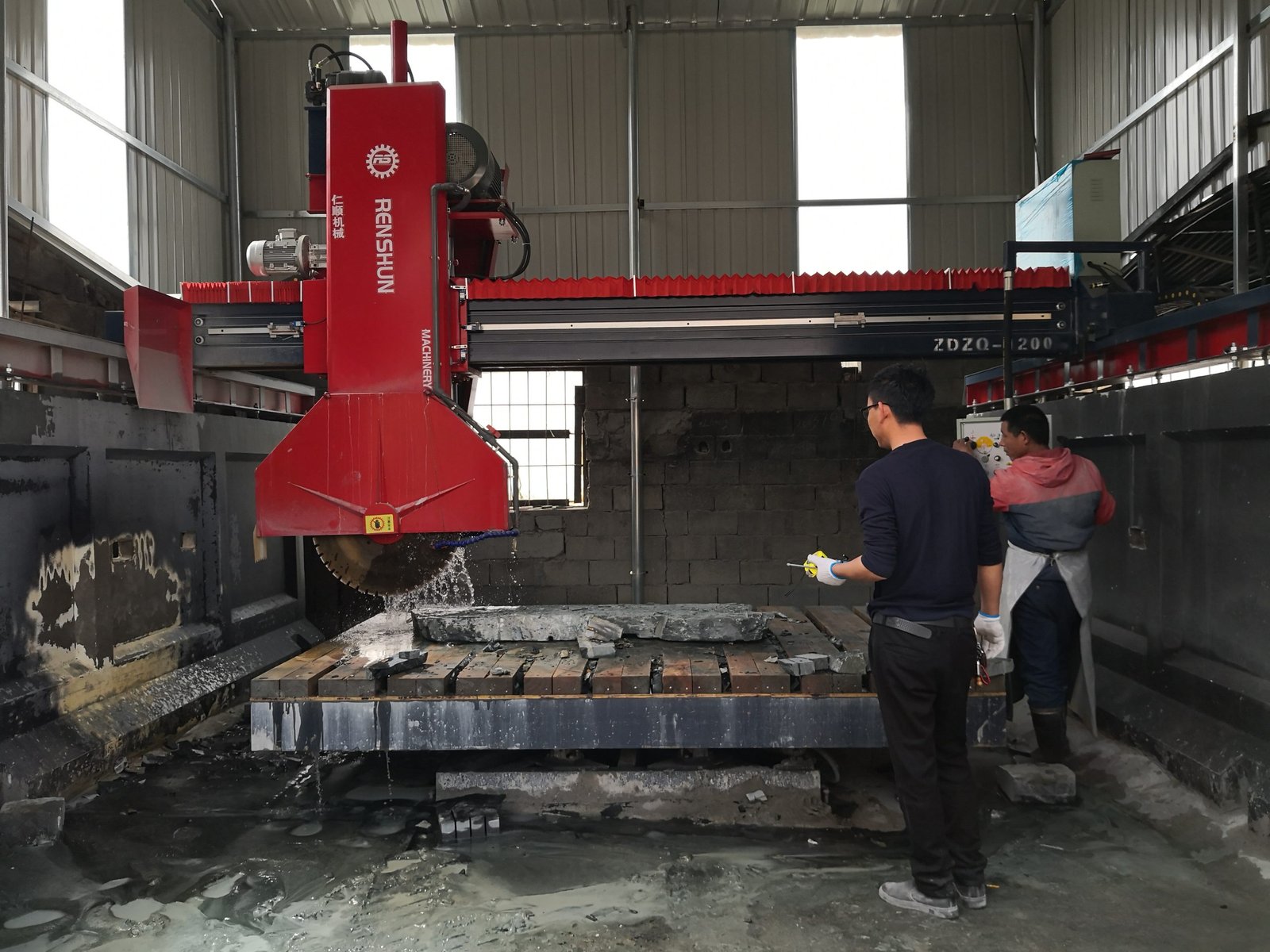 Precision infrared CNC stone cutting machine in the manufacturing facility
