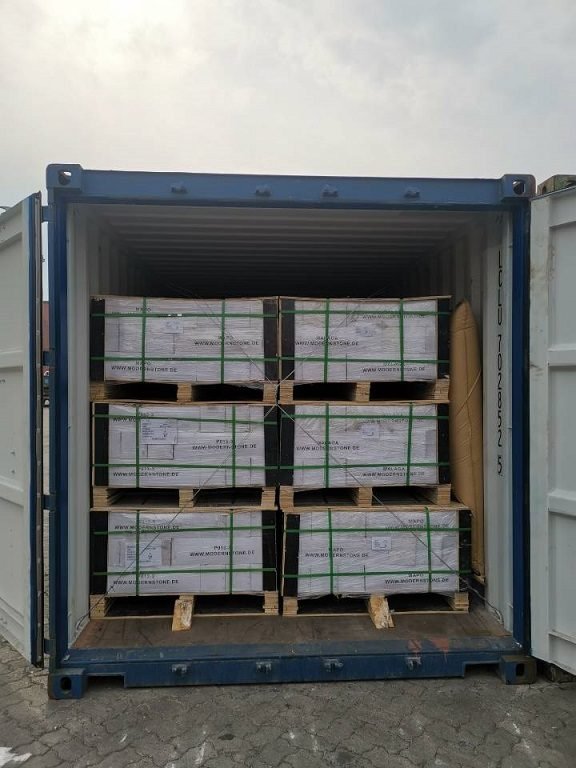 stone panels packed in plywood pallets for container shipping - freight cost is the biggest variable in stone veneer retail pricing